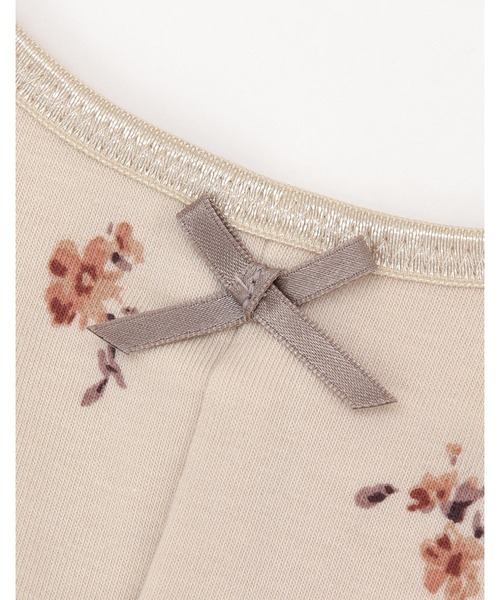 AMPHI（アンフィ）の「【ナイトアップブラ･眠っている間のバストをサポート】花柄プリントLLサイズ(ノンワイヤーナイト用ブラ)（ナイトブラ・レディース・チャコールグレー/ベージュ/ライトピンク/グレイッシュブルー/ライトイエロー/アイボリー/ローズ/バイオレット/クリアグリーン/ピンク/ホワイト/ライトブラウン・LL）」の14枚目の写真