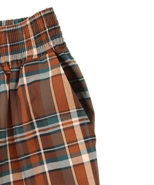PUNYUS（プニュズ）の「チェックフレアパンツ（その他パンツ・レディース・ダークブラウン/ブラウン・4/3/1/2）」の10枚目の写真