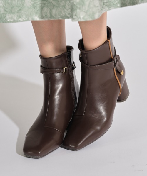 tocco closet(トッコ クローゼット)の「取り外し可能な2WAY結びリボン付き配色ライン入りショートブーツ(ブーツ・レディース・アイボリー/ブラック/ダークブラウン・L/M/S)」の11枚目の写真