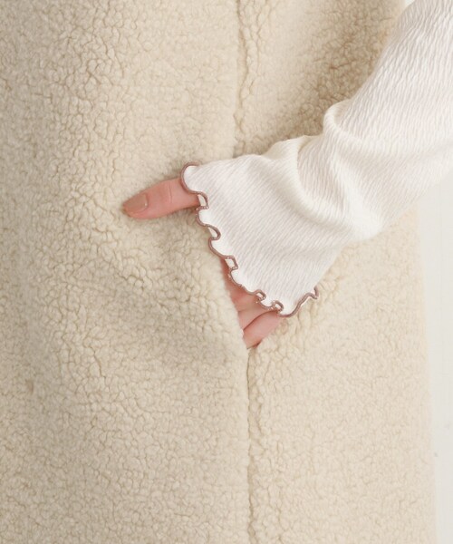 Cutie Blonde（キューティーブロンド）の「◆ボアロングジレ（ベスト・レディース・アイボリー/キャメル・00）」の9枚目の写真