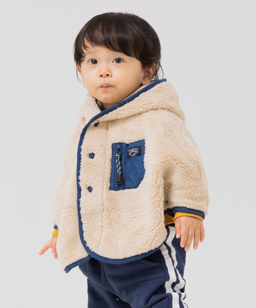 chil2（チルツー）の「ふわもこボアポンチョ（ポンチョ・キッズ・ピンク/オフホワイト/ブラック/ベージュ/カーキ・100cm/90cm/80ｃｍ）」の3枚目の写真