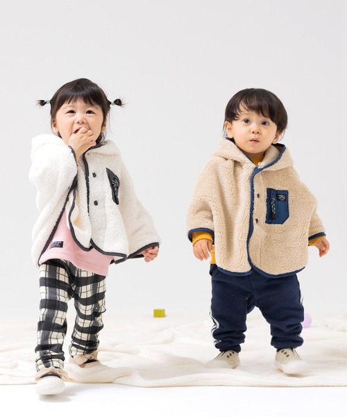 chil2（チルツー）の「ふわもこボアポンチョ（ポンチョ・キッズ・ピンク/オフホワイト/ブラック/ベージュ/カーキ・100cm/90cm/80ｃｍ）」の12枚目の写真