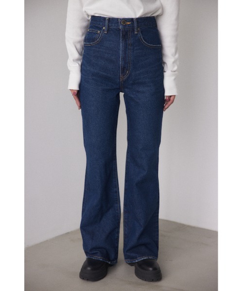 BLACK BY MOUSSY（ブラックバイマウジー）の「MATARI Al Makha denim（マタリアールマッカデニム）（デニムパンツ・レディース・ブルー/ライトブルー・25inch/24inch/23inch/26inch）」の14枚目の写真