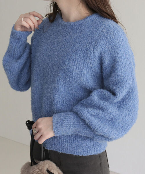 fredy emue（フレディエミュ）の「ふわふわクルーネックニット（ニット/セーター・レディース・オフホワイト/チャコールグレー/ブルー・38）」の3枚目の写真