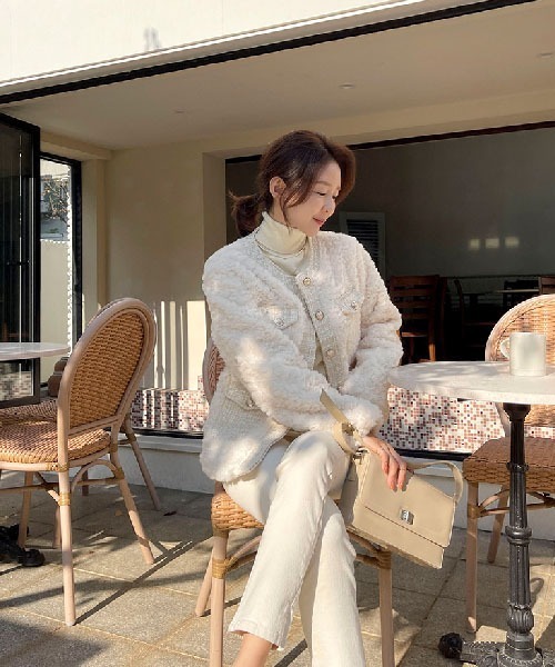 NANING9（ナンニング）の「NANING9 ツイードボアノーカラージャケット（ノーカラージャケット・レディース・クリーム・FREE）」の2枚目の写真