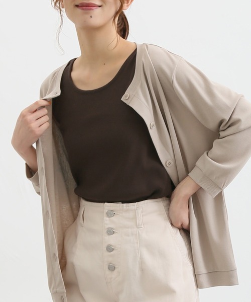 Honeys（ハニーズ）の「２ｗａｙタンクトップ（タンクトップ・レディース・オリーブ/スミクロ/ブラック/グレイッシュベージュ/アイボリー/イエロー系その他/ブラウン・LL/M/S/L）」の4枚目の写真