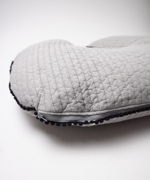 【tahtinen】Babyクッション STAR（クッション/クッションカバー）｜GLOBAL FORME CONCRETE（グローバルフォルムコンクリート）