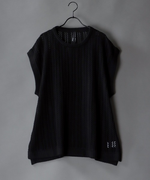 SITRY(シトリー)の「Openwork knitting vest/透かし編み ニットベスト(ベスト・メンズ・ブラック/ベージュ/グリーン・M/L/XL)」の2枚目の写真