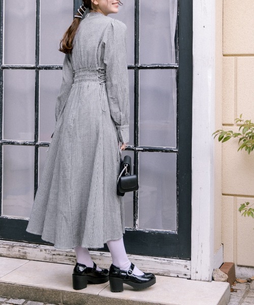 定価7万5千円新品alice+oliviaスネーク×レース チョーカーワンピース 定価7万5千円新品alice+oliviaスネーク×レース チョーカーワンピース