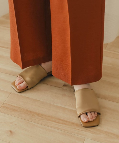 SENSE OF PLACE by URBAN RESEARCH(センスオブプレイスバイアーバンリサーチ)の「サテンストレッチミュール(サンダル・レディース・ブラック/グリーン/アイボリー/ベージュ・LARGE/MEDIUM/SMALL)」の17枚目の写真