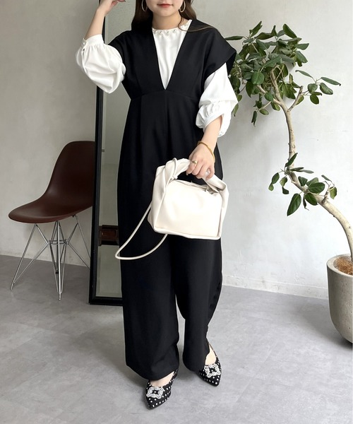 prose verse（プロズヴェール）の「深Vネックオールインワン（つなぎ/オールインワン・レディース・ブラック/ベージュ・ﾌﾘ-）」の14枚目の写真