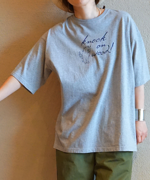 プリントT knock on wood（WHT）（Tシャツ／カットソー