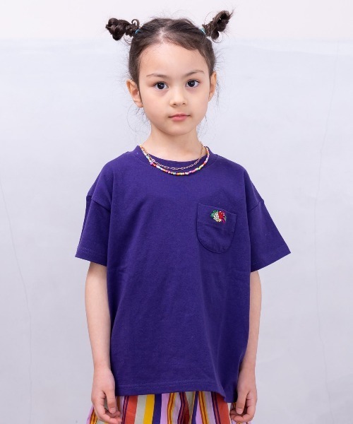 FRUIT OF THE LOOM（フルーツオブザルーム）の「【FRUIT OF THE LOOM】半袖ポケットティー(80～160cm)（Tシャツ/カットソー・キッズ・チャコール/オレンジ/パープル/ピンク/グリーン/エメラルド/杢グレー/オフホワイト・80/90/95/100/110/120/130/140/150/160）」の7枚目の写真