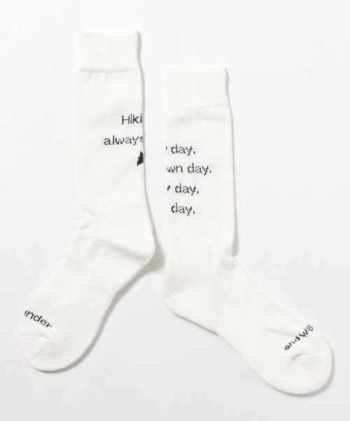 and wander（アンドワンダー）の「and wander/アンドワンダー PE/CO pile socks 靴下 ブランドロゴ（ソックス/靴下・メンズ・ホワイト/ブラック・S/M）」の10枚目の写真