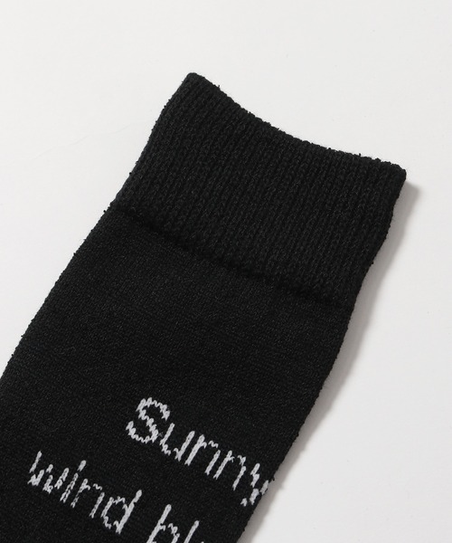 and wander（アンドワンダー）の「and wander/アンドワンダー PE/CO pile socks 靴下 ブランドロゴ（ソックス/靴下・メンズ・ホワイト/ブラック・S/M）」の3枚目の写真