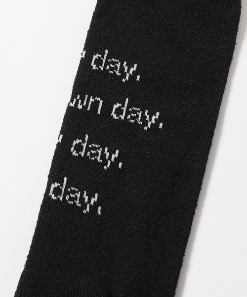 and wander（アンドワンダー）の「and wander/アンドワンダー PE/CO pile socks 靴下 ブランドロゴ（ソックス/靴下・メンズ・ホワイト/ブラック・S/M）」の5枚目の写真