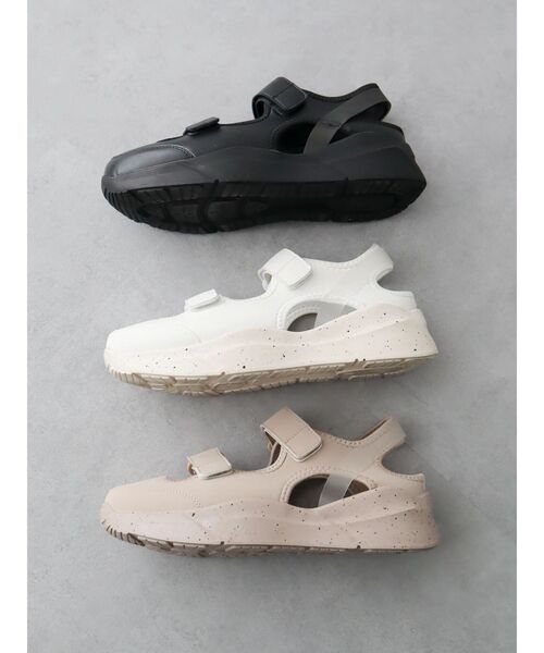 Green Parks(グリーンパークス)の「・rich blue ベルクロスニーカー(スニーカー・レディース・アイボリー/ベージュ/ブラック・M/S/L/LL)」の21枚目の写真