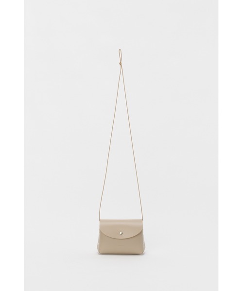 Hender Scheme（エンダースキーマ）の「assemble borsetta wide（ショルダーバッグ・メンズ・ホワイト/ベージュ/ブラック/グリーン系その他/モカ・FREE）」の4枚目の写真