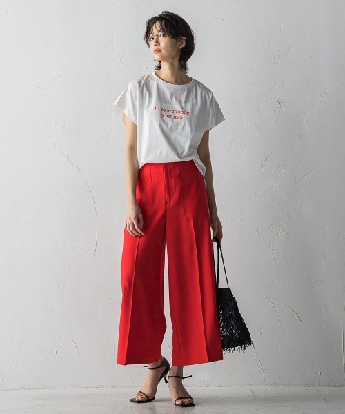 MAYSON GREY(メイソングレイ)の「ベイカーワイドクロップドパンツ(スラックス・レディース・チャコールグレー/ブラウン/レッド・SS/S/M/L)」の6枚目の写真
