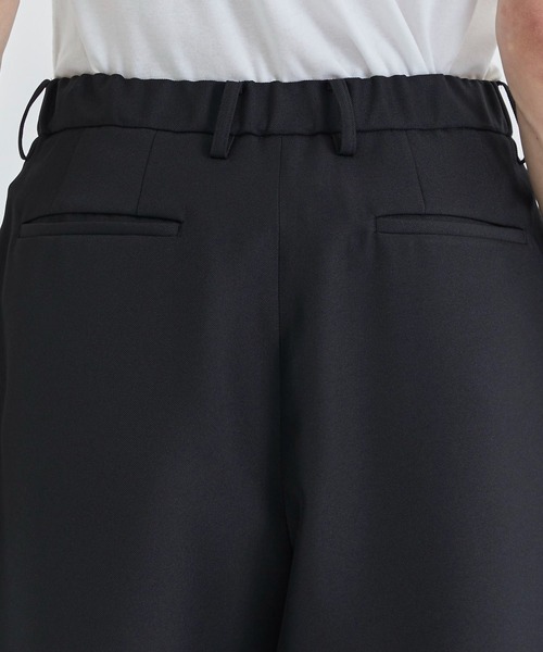 STUDIOUS（ステュディオス）の「【WEB限定】EASY CHINO SHORT PANTS（スラックス・メンズ・ブラック/ベージュ/ダークグレー・1/2）」の12枚目の写真