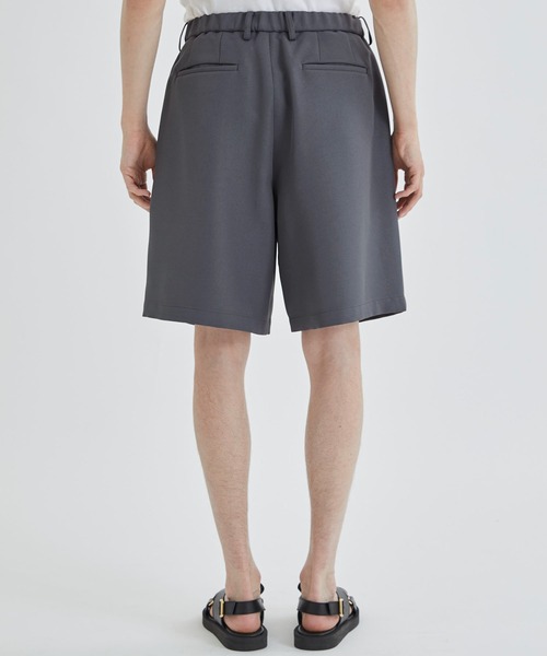 STUDIOUS（ステュディオス）の「【WEB限定】EASY CHINO SHORT PANTS（スラックス・メンズ・ブラック/ベージュ/ダークグレー・1/2）」の17枚目の写真