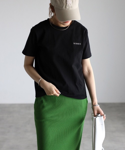 Bonjour Sagan(ボンジュールサガン)の「CATHARSIS刺繍ミニロゴTシャツ(Tシャツ/カットソー・レディース・ブラック/オフホワイト・FREE)」の2枚目の写真