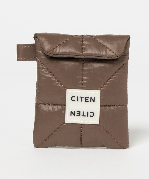 CITEN（シテン）の「＜CITEN＞パデッド ポーチ S（ポーチ・レディース・ピンク/ホワイト/ライトブルー/ブラック/シルバー/ベージュ/ライトグレー/ロイヤルブルー/イエロー/オレンジ系その他/ダークグリーン/ワインレッド/ライトピンク/オレンジ/ライム/ネイビー/クリーム/ダークブラウン/その他4/ダークグレー/その他3/レッド・FREE）」の5枚目の写真