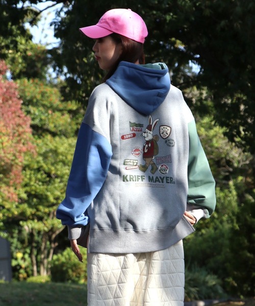 KRIFF MAYER Lady's Collection(クリフメイヤーレディースコレクション)の「キャンプラビット裏起毛ゆるPK(パーカー・レディース・チャコール/カラフル/ナチュラル/オレンジ/グレー・LARGE/MEDIUM)」の2枚目の写真