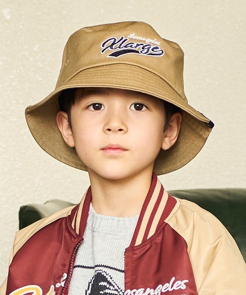 XLARGE KIDS（エクストララージキッズ）の「ペナントロゴハット（ハット・キッズ・ブラック/ベージュ/ネイビー・S(48-52cm)/M(52-56cm)）」の2枚目の写真