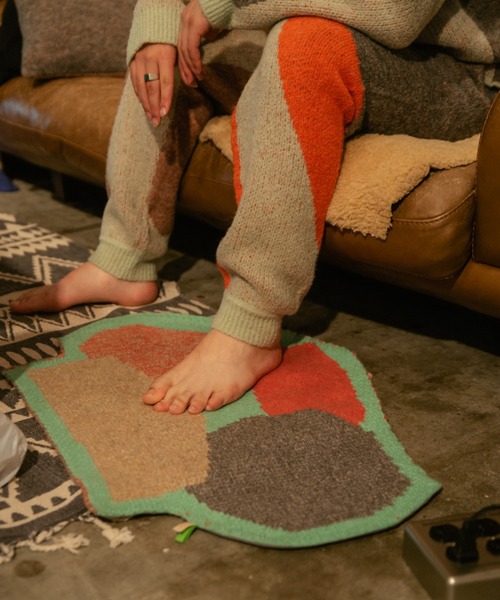PAMM パム × yurinasia ラグ PAMM（パム）の「sand flow rug（ラグ/マット）」 - WEAR