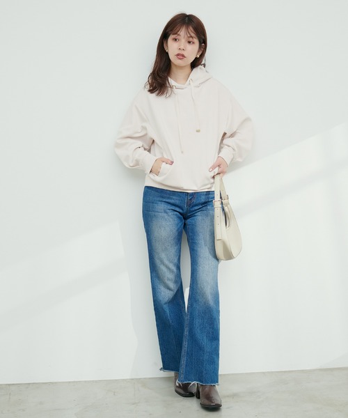 natural couture（ナチュラルクチュール）の「ふわもちラテパーカー（パーカー・レディース・ブラック/イエロー/アイボリー/グレイッシュベージュ/ピンクベージュ・FREE）」の8枚目の写真