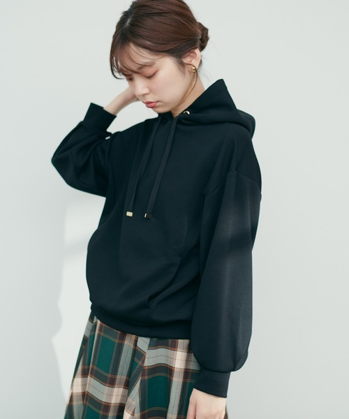 natural couture（ナチュラルクチュール）の「ふわもちラテパーカー（パーカー・レディース・ブラック/イエロー/アイボリー/グレイッシュベージュ/ピンクベージュ・FREE）」の13枚目の写真