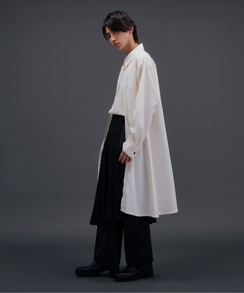 Ellno Loset(エルノロゼット)の「ロングレイヤードシャツ(シャツ/ブラウス・メンズ・ブラック/オフホワイト・SMALL/LARGE/MEDIUM)」の6枚目の写真