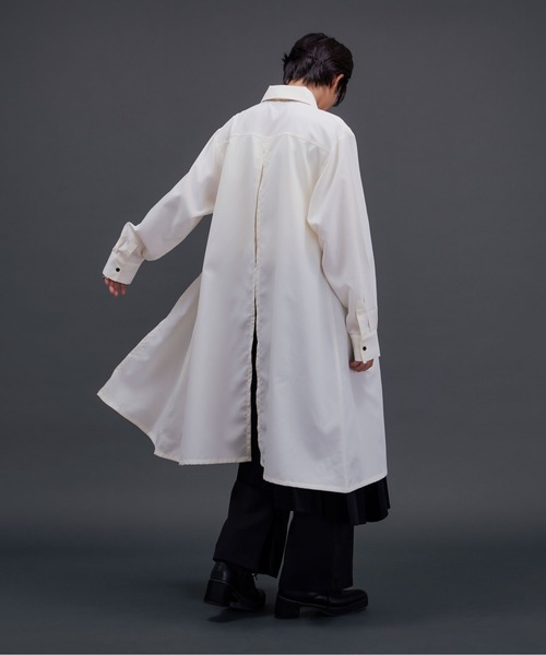 Ellno Loset(エルノロゼット)の「ロングレイヤードシャツ(シャツ/ブラウス・メンズ・ブラック/オフホワイト・SMALL/LARGE/MEDIUM)」の9枚目の写真