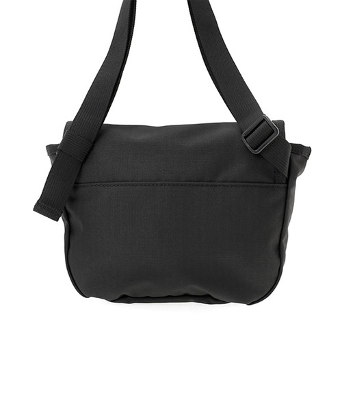 Manhattan Portage（マンハッタンポーテージ）の「Adrenaline Action Bag（ショルダーバッグ・メンズ・ブラック/ブルー・X-SMALL）」の5枚目の写真