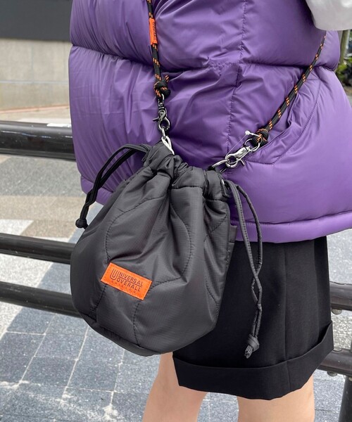 UNIVERSAL OVERALL（ユニバーサルオーバーオール）の「【UNIVERSAL OVERALL/ユニバーサルオーバーオール】QUIlT SHOULDER POUCH（バックパック/リュック・レディース・アイボリー/ブラック/グレー・FREE）」の3枚目の写真