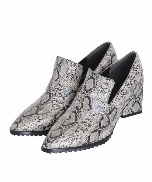 MURUA（ムルーア）の「【SHOES】ﾌﾟﾚｰﾝｶｯﾄﾛｰﾌｧｰ（ローファー・レディース・ベージュ/ボルドー/ブラック/マルチ・23.5cm/22.5cm/24.5cm）」の4枚目の写真