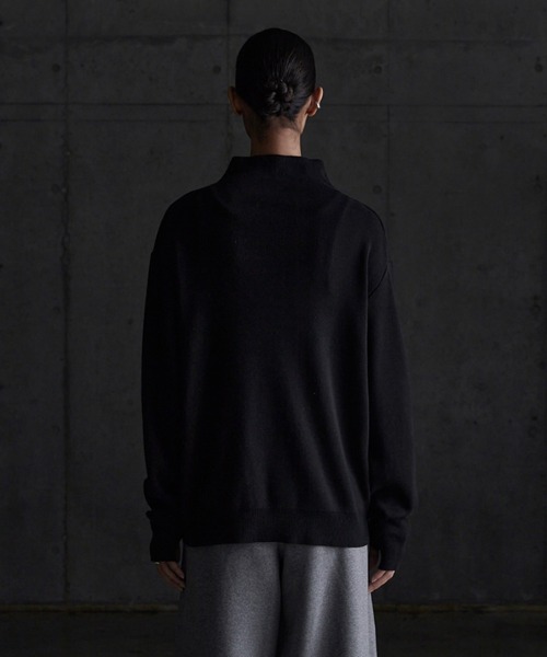 CALLNE（カルネ）の「【CALLNE】 Highgauge Halfbottleneck Knit / ハイゲージハーフボトルネックニット（ニット/セーター・メンズ・チャコールグレー/ブラック・M/L）」の8枚目の写真