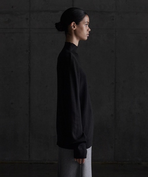 CALLNE（カルネ）の「【CALLNE】 Highgauge Halfbottleneck Knit / ハイゲージハーフボトルネックニット（ニット/セーター・メンズ・チャコールグレー/ブラック・M/L）」の9枚目の写真