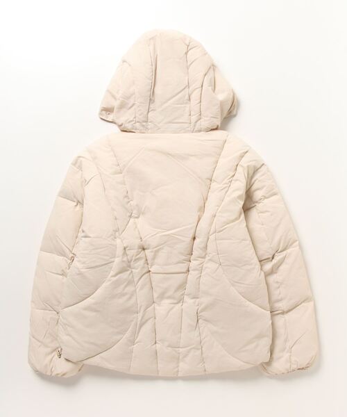 Basic Pleasure Mode（ベーシックプレジャーモード）の「ストリートファッション Y2Kファッション Basic Pleasure Mode ベーシックプレジャーモード SLUSH PUFFER 長袖 ボタンダウンジャケット アウター ジャケット ブルゾン ペディング パディング オーバーサイズ（ダウンジャケット/コート・レディース・アイボリー・M/S）」の9枚目の写真