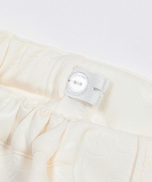 X-girl Stages（エックスガールステージス）の「エンボスロゴパーカ＋スカートＳＥＴ（アンサンブル・キッズ・アイボリー/ブラック・80ｃｍ/100cm/130cm/90cm/110cm/120cm/140cm）」の17枚目の写真