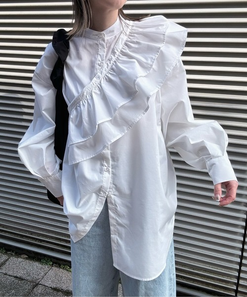 y/m by misato（イムバイミサト）の「ブロードフリル付きシャツ（シャツ/ブラウス・レディース・オフホワイト/ブルー/ブラック・FREE）」の8枚目の写真