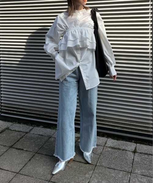 y/m by misato（イムバイミサト）の「ブロードフリル付きシャツ（シャツ/ブラウス・レディース・オフホワイト/ブルー/ブラック・FREE）」の12枚目の写真