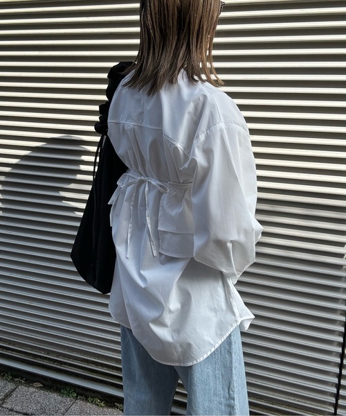 y/m by misato（イムバイミサト）の「ブロードフリル付きシャツ（シャツ/ブラウス・レディース・オフホワイト/ブルー/ブラック・FREE）」の13枚目の写真