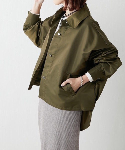 COLLAGE GALLARDAGALANTE(コラージュガリャルダガランテ)の「【OT】バックシャーリングヘムジャケット/WEB限定(ミリタリージャケット・レディース・ブラック/グリーン・FREE)」の15枚目の写真