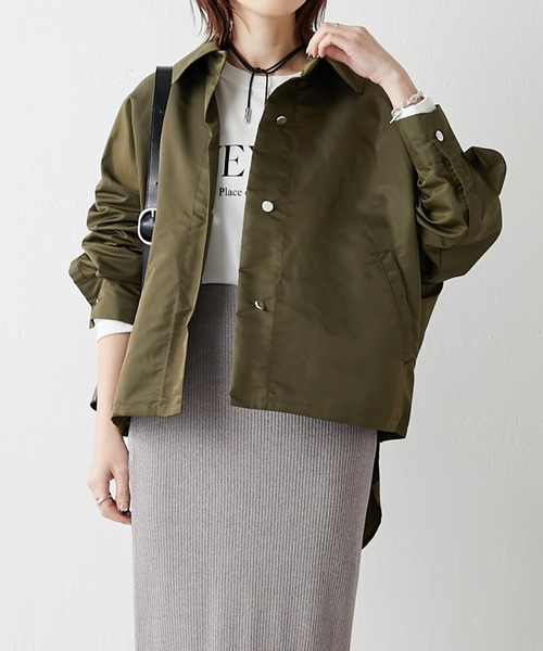 COLLAGE GALLARDAGALANTE(コラージュガリャルダガランテ)の「【OT】バックシャーリングヘムジャケット/WEB限定(ミリタリージャケット・レディース・ブラック/グリーン・FREE)」の14枚目の写真