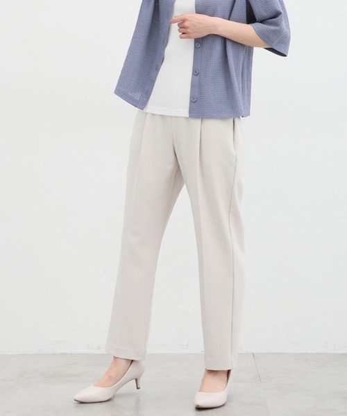 Honeys(ハニーズ)の「美ージーテーパードパンツ(スラックス・レディース・アイボリー/ブラック/ダークネイビー/グレイッシュベージュ/ミント/イエロー系その他/ブルー系その他・LL/3L/S/M/L/SS)」の9枚目の写真