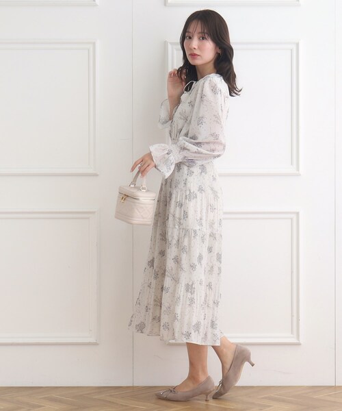 couture brooch（クチュールブローチ）の「◆【選べるドットorブーケ柄】プリーツシフォンワンピース（ワンピース・レディース・ベージュ系その他3/ブラック系・42/36/38）」の10枚目の写真