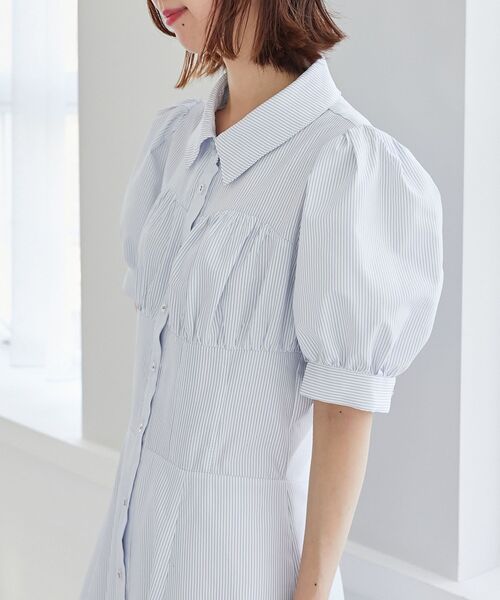 MAJESTIC LEGON（マジェスティックレゴン）の「スタイルアップシャツワンピース（ワンピース・レディース・オフホワイト/ブラック/ブラック系その他/ホワイト系その他・SMALL/MEDIUM/X-SMALL）」の12枚目の写真