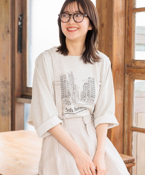 niko and...(ニコアンド)の「スーベニアワイドTシャツ(Tシャツ/カットソー・レディース・オフホワイト/ナチュラル/ピンク/チャコール/ブルー/スモーク/アイボリー・FREE)」の4枚目の写真